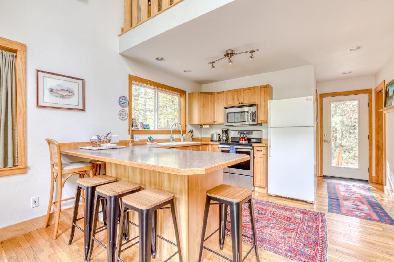 Wildwood Cabin Welches Экстерьер фото