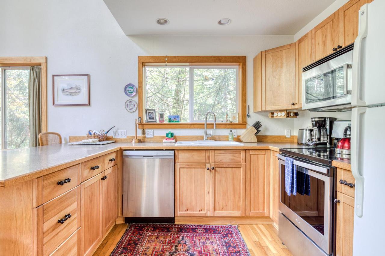 Wildwood Cabin Welches Экстерьер фото